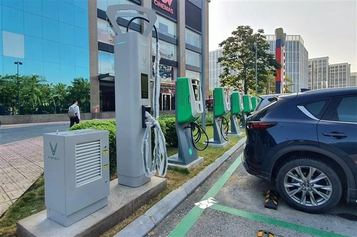 xe năng lượng mới đang là xu hướng toàn cầu