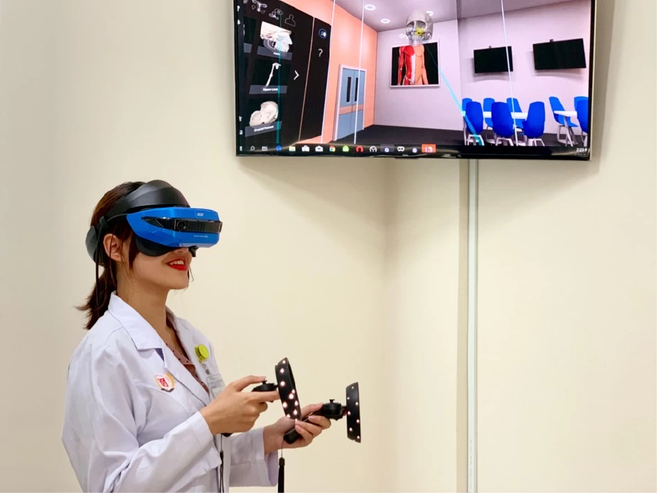 Mô phỏng đào tạo kỹ thuật bằng AR/VR