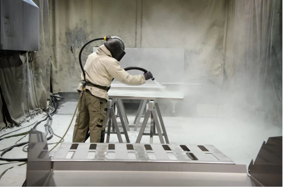 xử lý bề mặt công nghiệp trước sơn