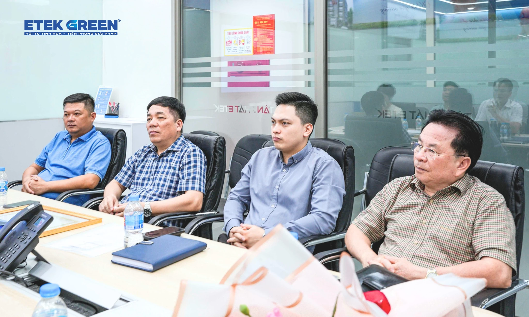 Đoàn đại biểu Hiệp hội thiết bị đào tạo gặp gỡ ETEK GREEN